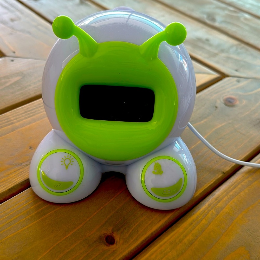 Kids wake up clock. Mirari. Gently used.